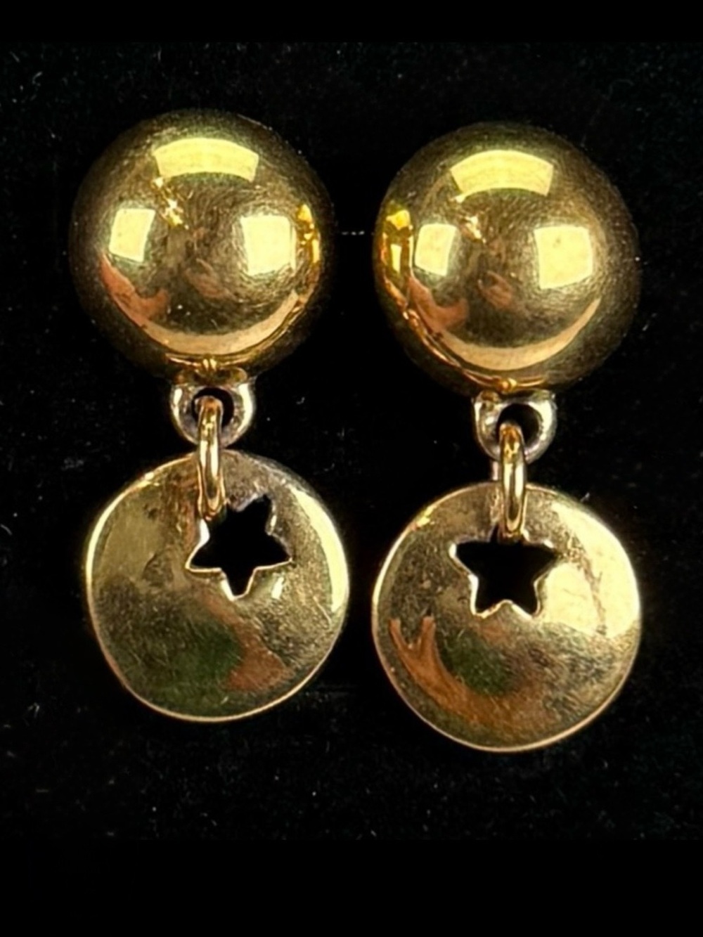 Vintage aged goldtone pierced earrings